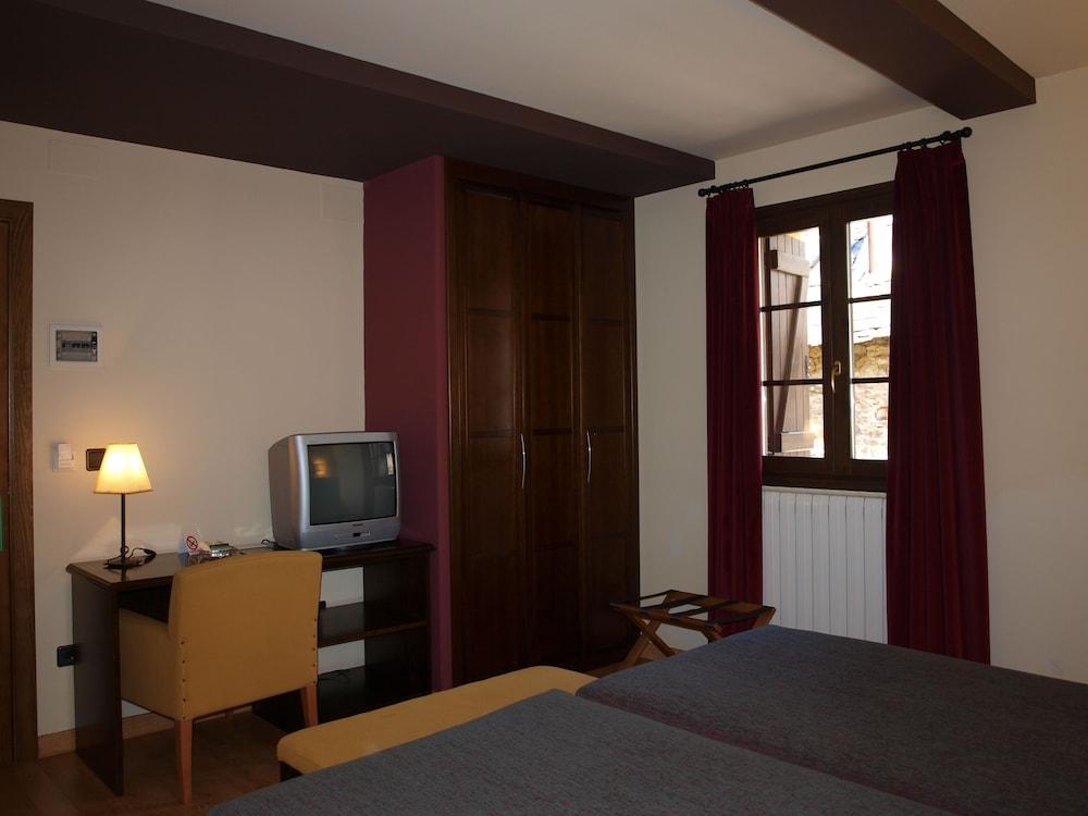 Sallent de Gállego Hotel Valle De Izas מראה חיצוני תמונה
