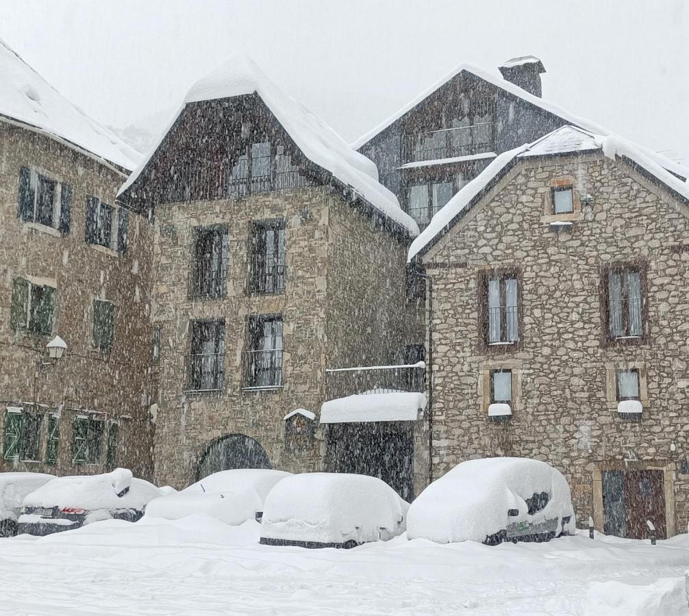 Sallent de Gállego Hotel Valle De Izas מראה חיצוני תמונה
