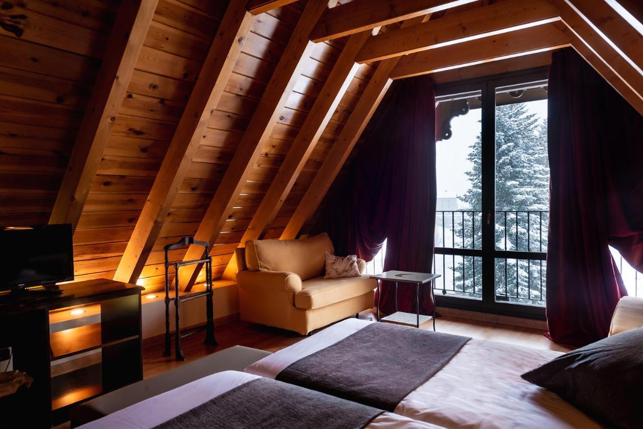 Sallent de Gállego Hotel Valle De Izas מראה חיצוני תמונה