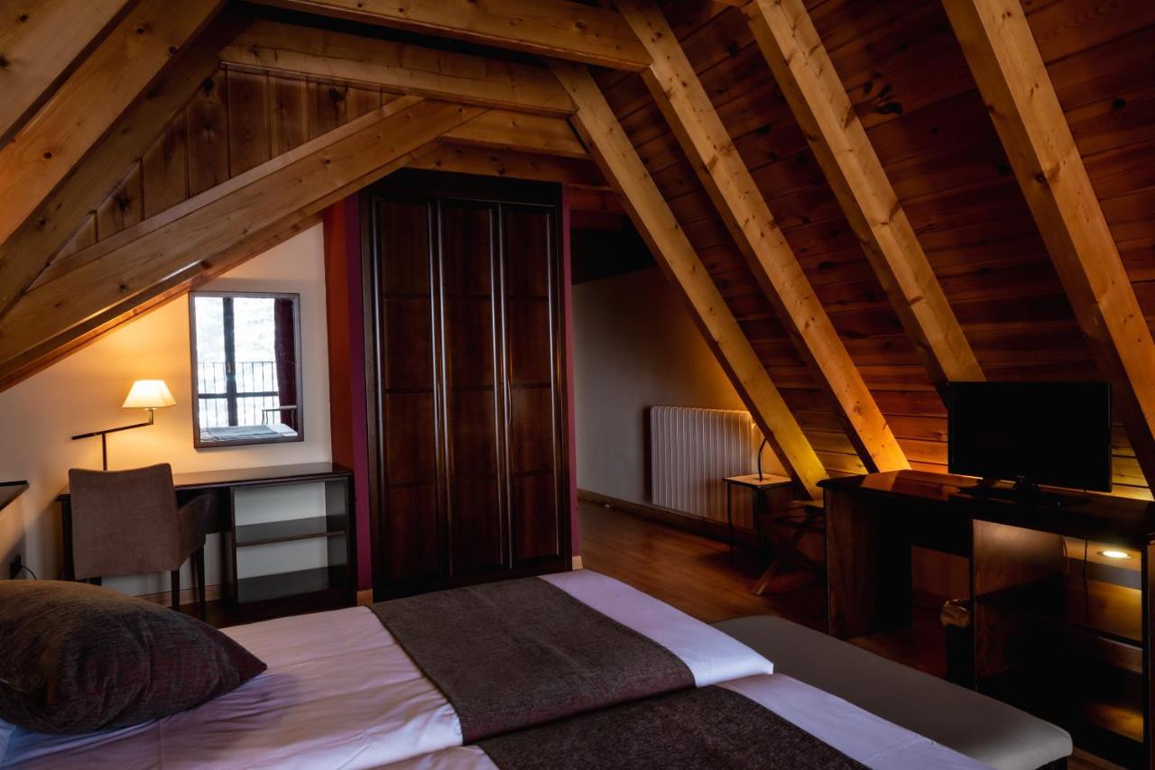 Sallent de Gállego Hotel Valle De Izas מראה חיצוני תמונה