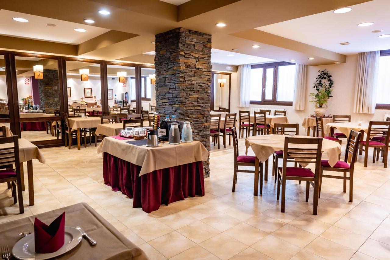 Sallent de Gállego Hotel Valle De Izas מראה חיצוני תמונה